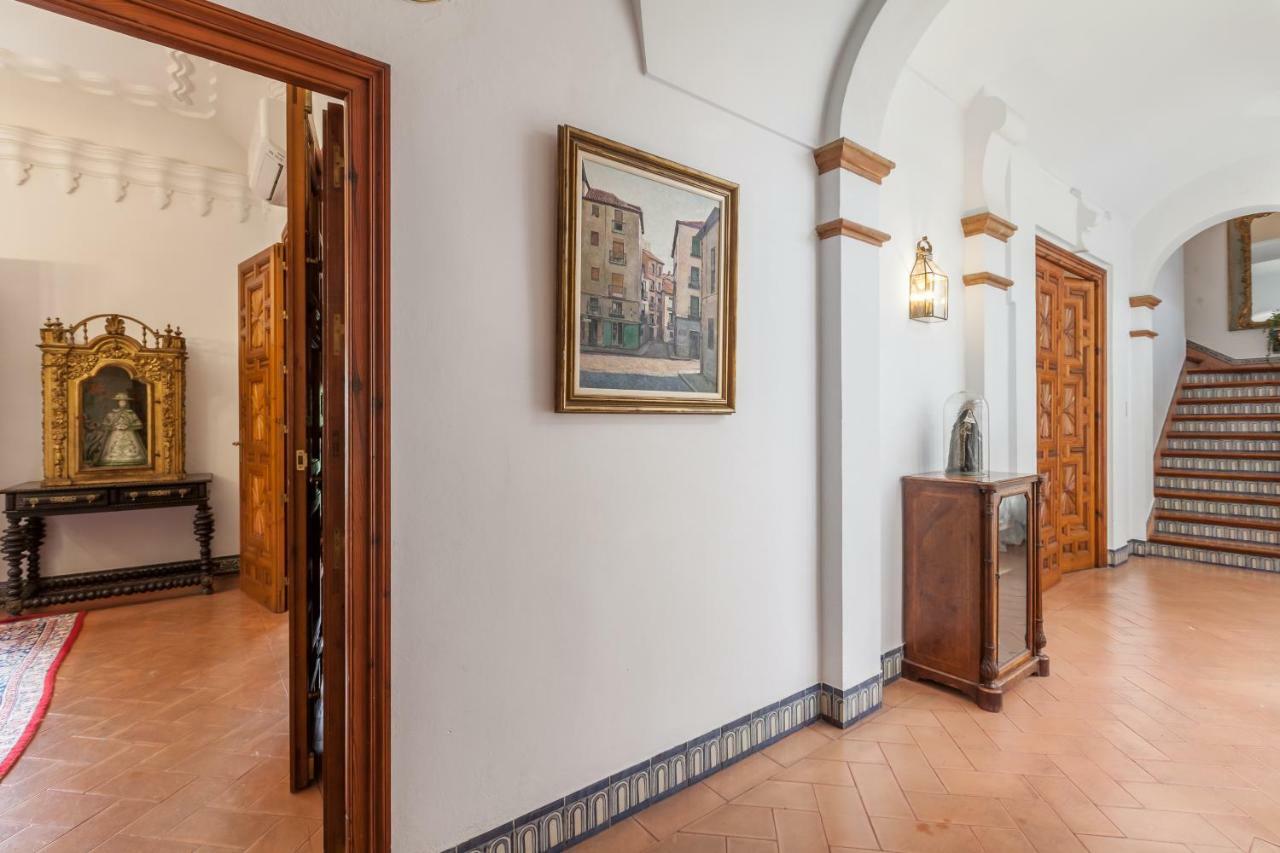 Villa Elvira, Exclusive Pool And Gardens In The Heart Of Sevilla Εξωτερικό φωτογραφία