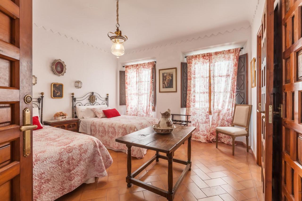 Villa Elvira, Exclusive Pool And Gardens In The Heart Of Sevilla Εξωτερικό φωτογραφία