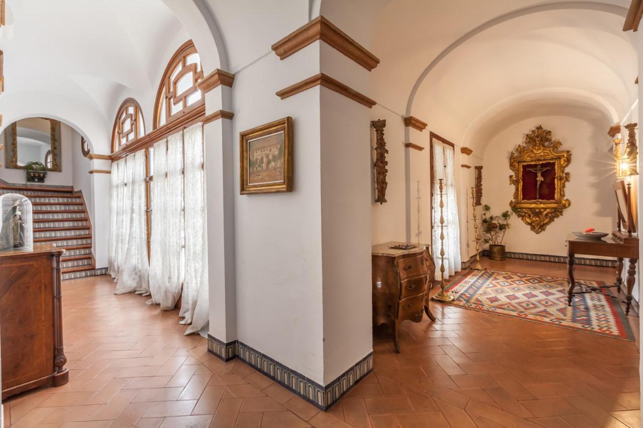 Villa Elvira, Exclusive Pool And Gardens In The Heart Of Sevilla Εξωτερικό φωτογραφία