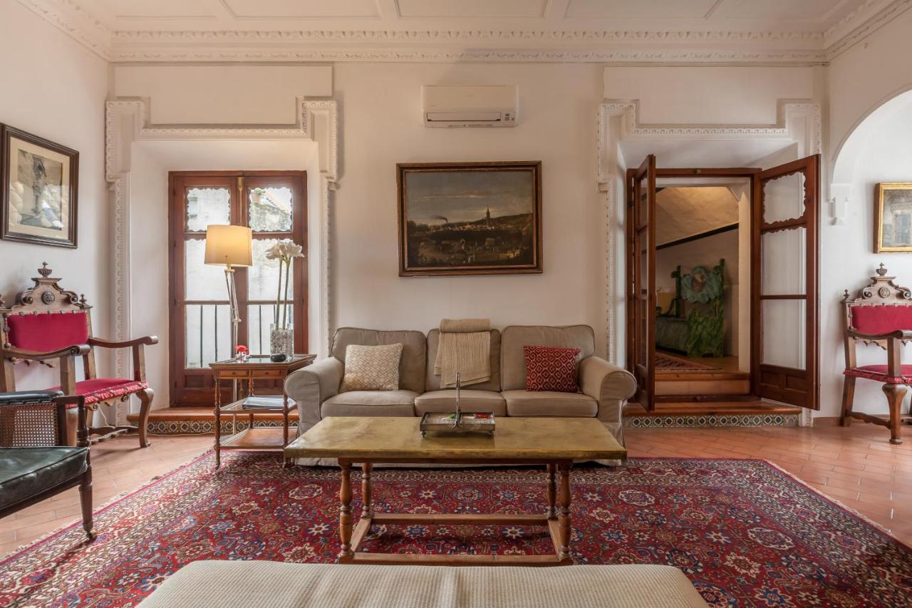 Villa Elvira, Exclusive Pool And Gardens In The Heart Of Sevilla Εξωτερικό φωτογραφία